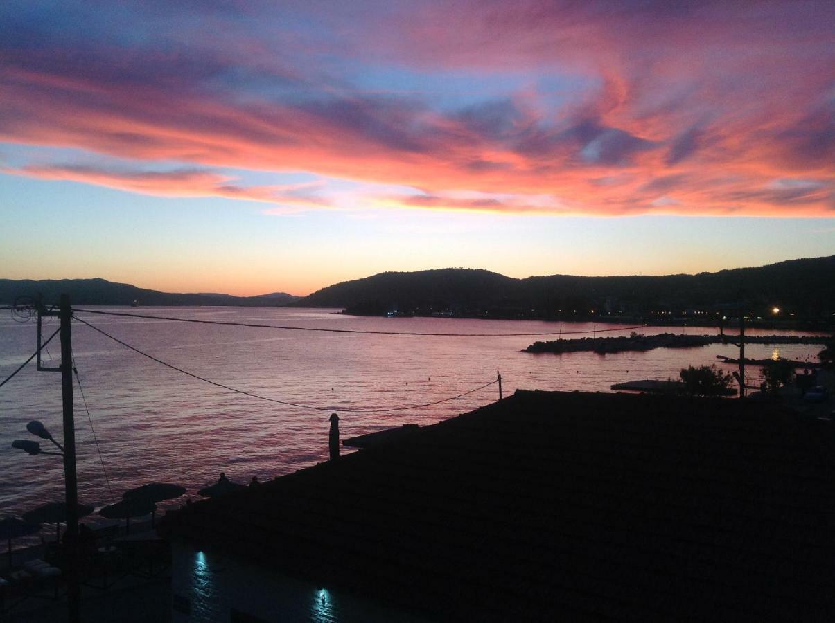 Filippos-Spectacular Area,,,,Panoramic,-Sea- View- Apartments-42M, Just Call On The Photo Number, For Price,Vacancy Etc,,-Next To Vallis Hotel,, 15Meters From Seaside!!! Agriá Kültér fotó